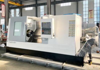 Горизонтальный токарный станок с ЧПУ TCK56-1000-L, неподвижный люнет