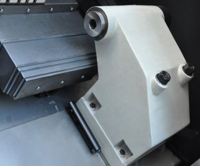 Горизонтальный токарный станок с ЧПУ TL52-420M